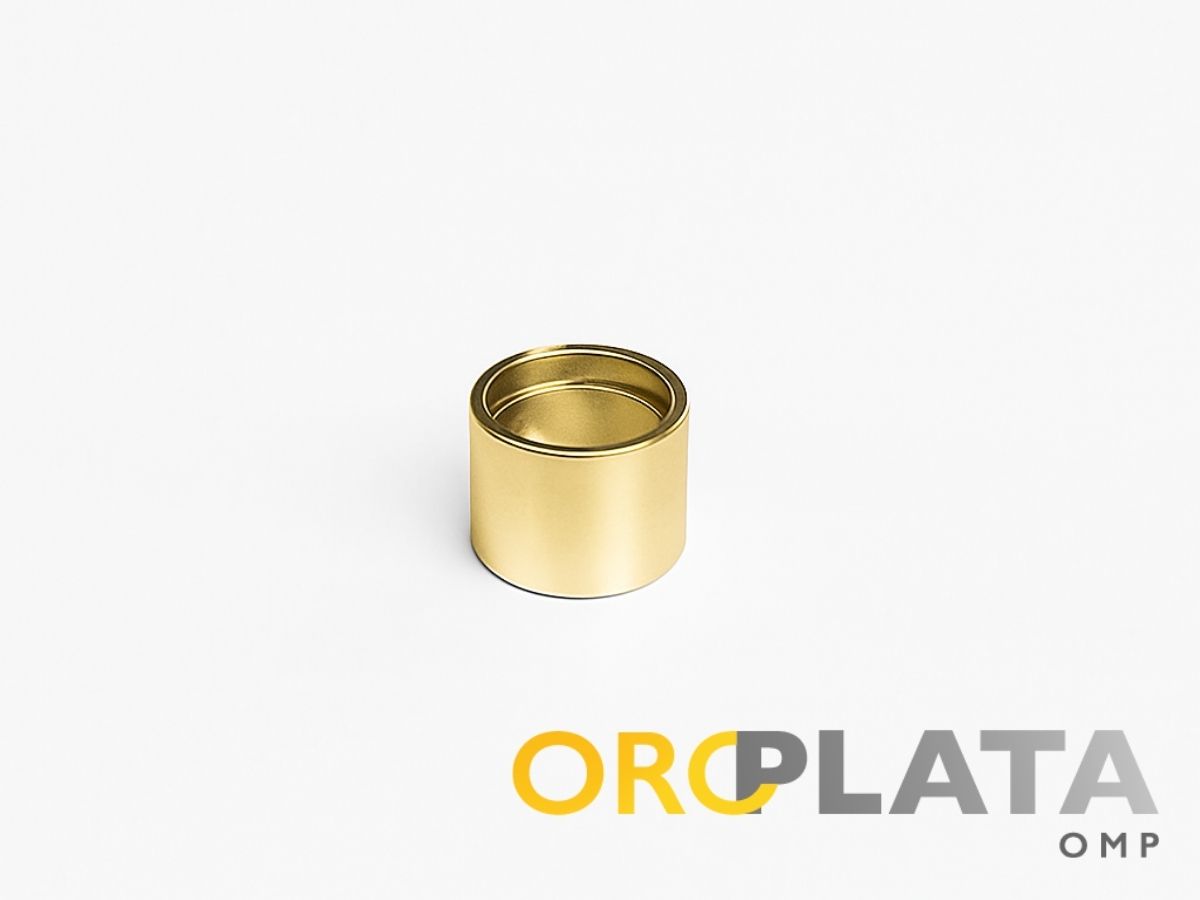 Tube setting, yellow gold